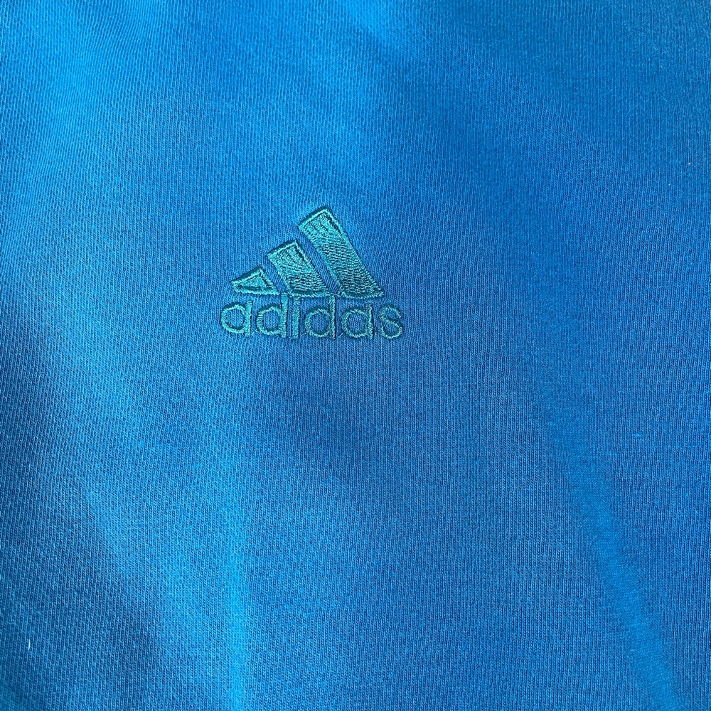 Vintage Adidas Men's Blue Sweater - Picture 2 of 6